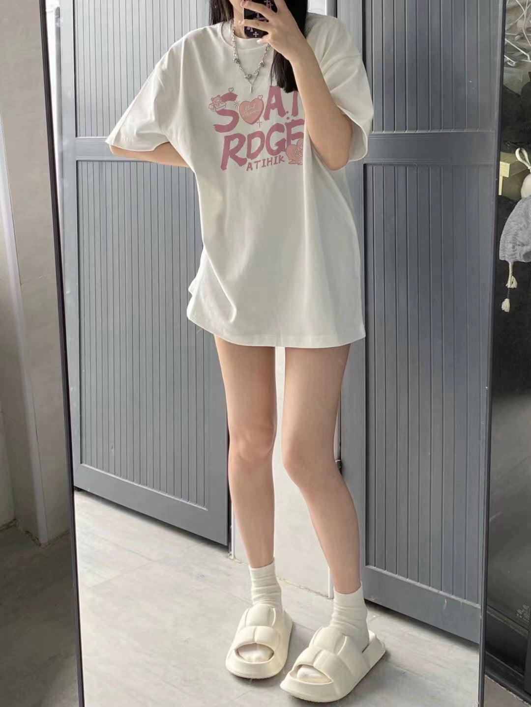 Sori Women's Oversized Pink+White  Graphic T-Shirt