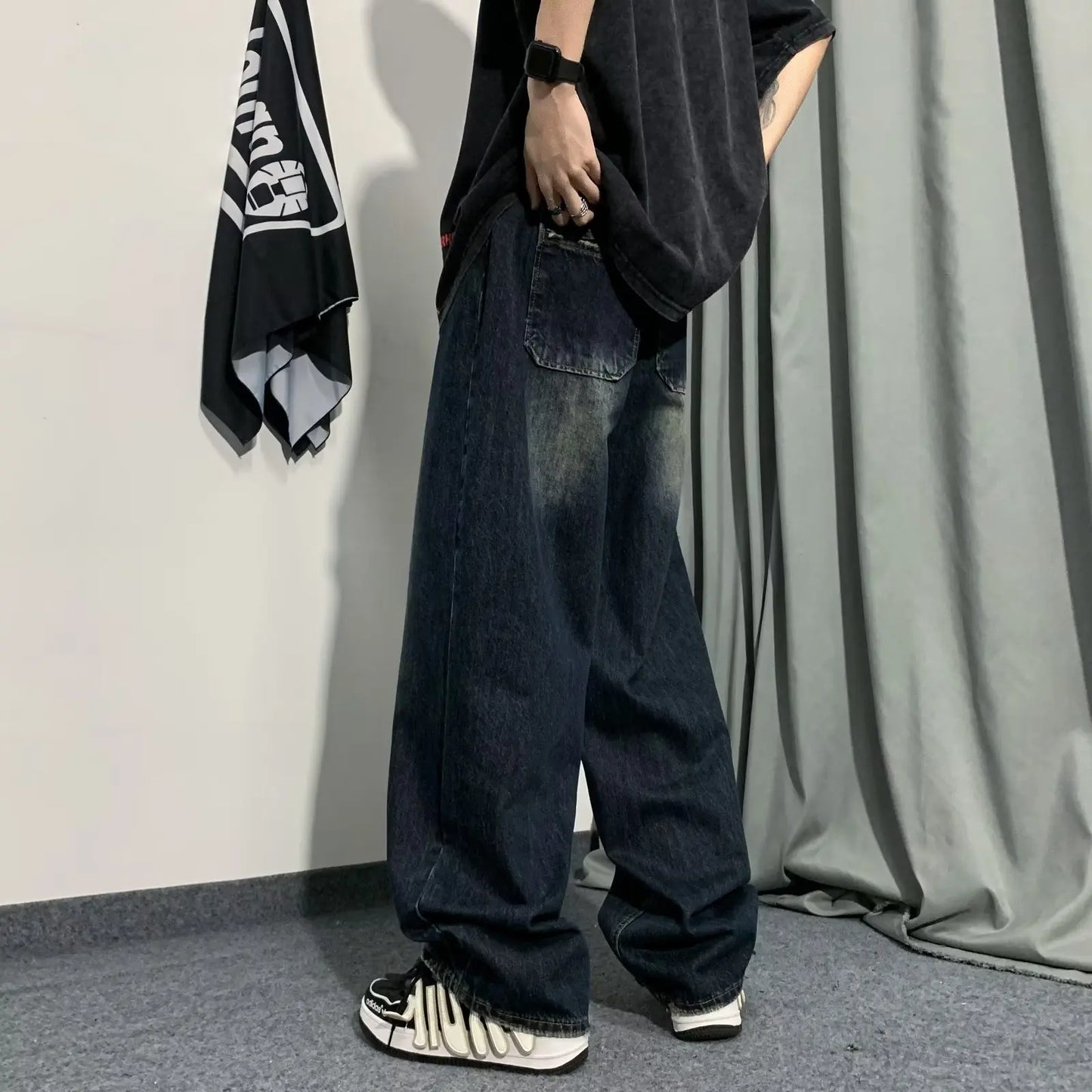 Sori Dark Wash Baggy Denim Jeans