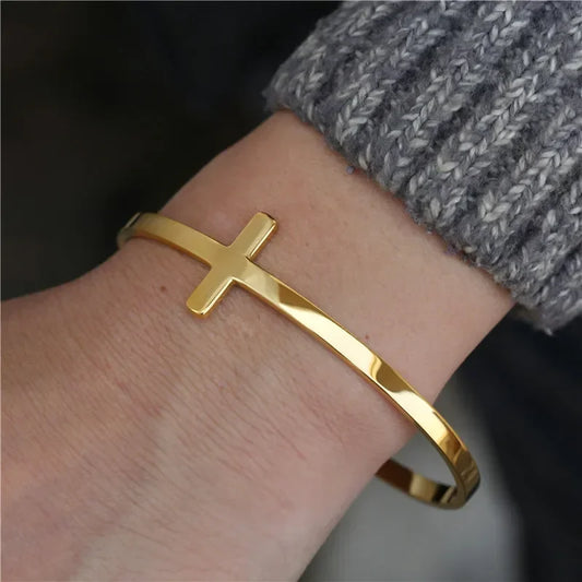 SoriX Signature Cross Bangle