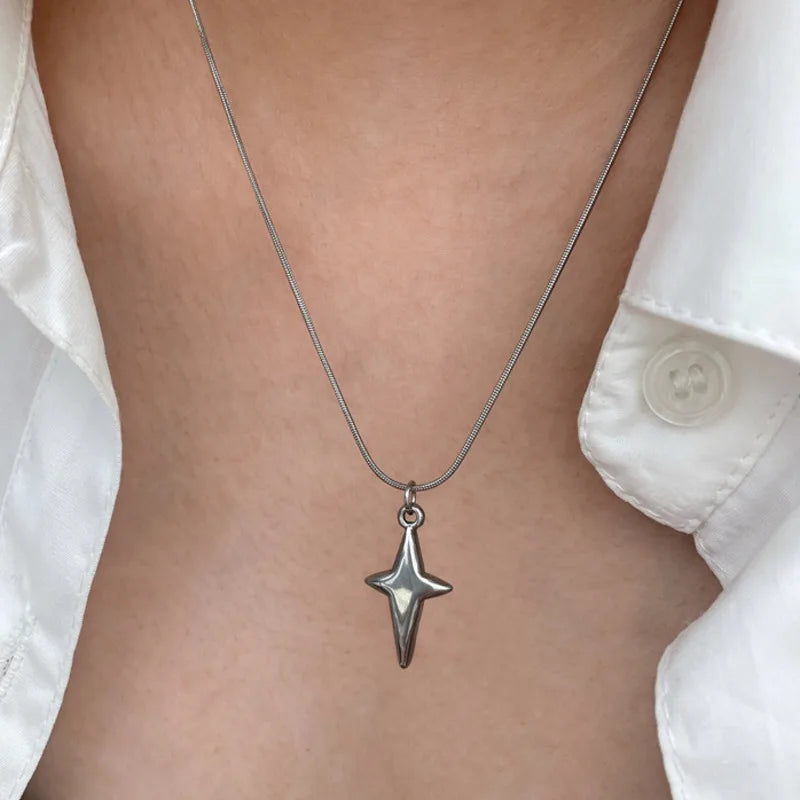 SoriX Dainty Star Pendant Necklace