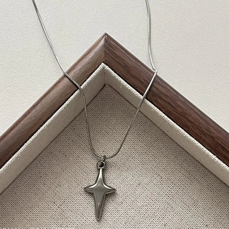 SoriX Dainty Star Pendant Necklace